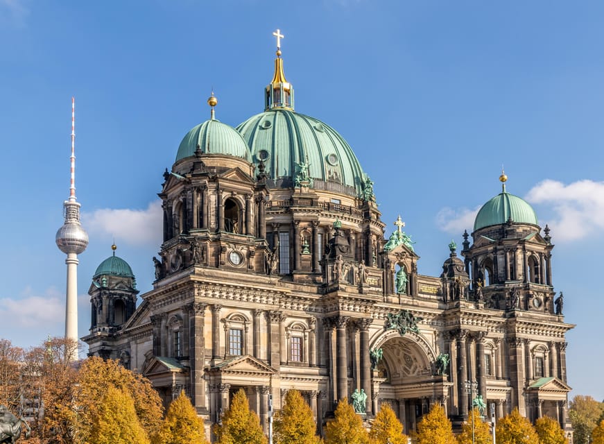 Berlin Walking Tour: Gendarmenmarkt to Tv-Tower - Tour Features