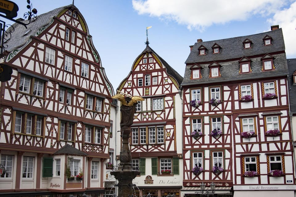 Bernkastel-Kues: Christmas Market Walking Tour - Historical Context