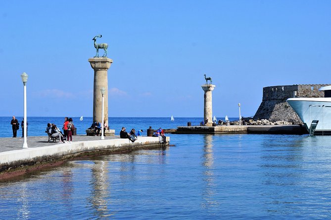 BEST OF LINDOS & RHODES - LUNCH BREAK & WINE TASTING - 19p / 7h - Review Highlights