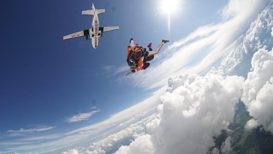 Best Skydiving Close to Brno and Olomouc - Jump Preparation Process