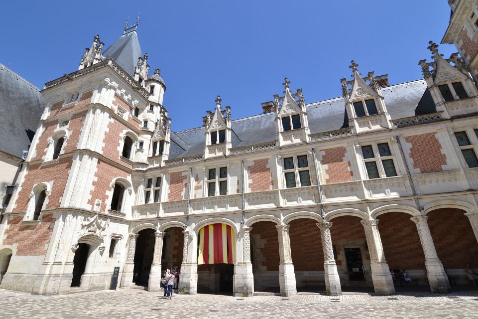 Blois: Private Tour of Blois Castle With Entry Tickets - Tour Highlights