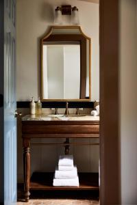 Blue Iris by Life House - Room Types and Options