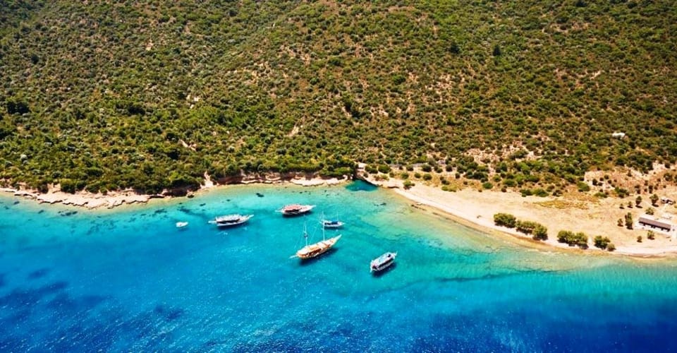 Bodrum: Beaches and Islands Boat Tour With Lunch - Recommended Items to Bring