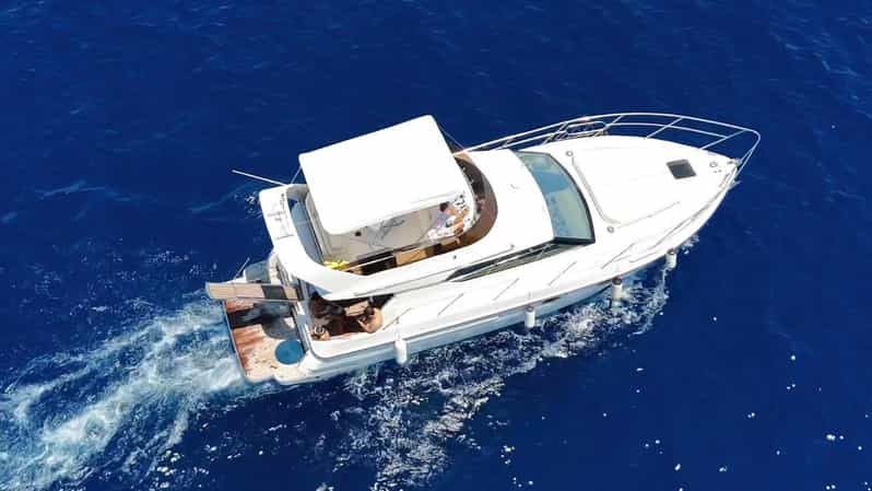 Bodrum: Private Sunset Yacht Tour With Dinner - Dining Experience