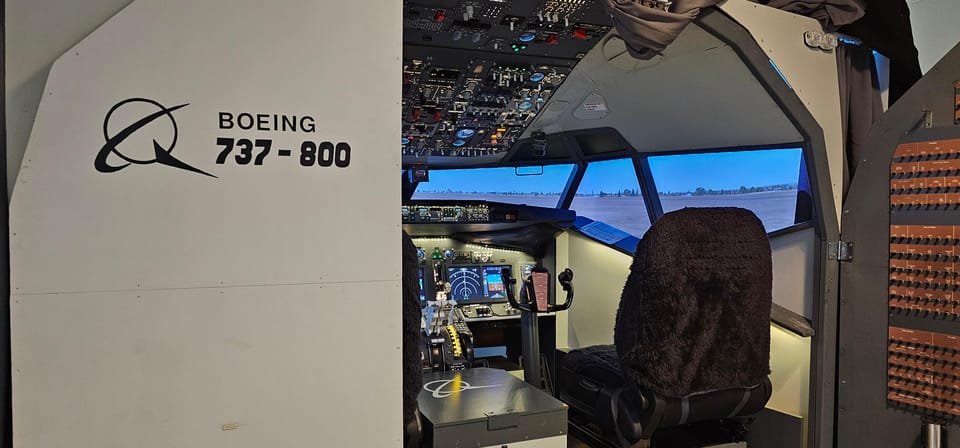 Boeing B737 Flight Simulator Frankfurt Airport - Flight Program