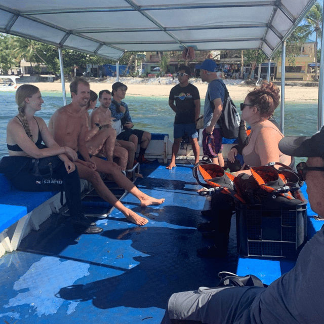 Bohol: Fun Dive Experience at Balicasag Island - Group Size and Language