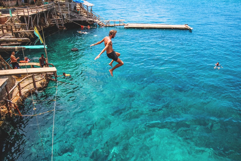 Boracay: Island Hopping Adventure W/ Lunch & Cliff Jumping - Important Information