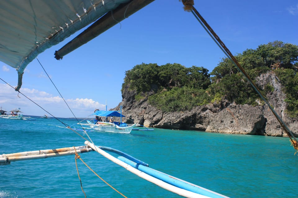 Boracay Island Hopping With Buffet Lunch+ Atv+ Helmet Diving - Itinerary: Amihan Season