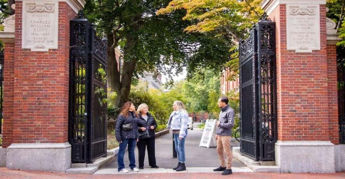 Boston Walking Tour With USS Constitution and Boat Cruise - Bunker Hill Museum Visit