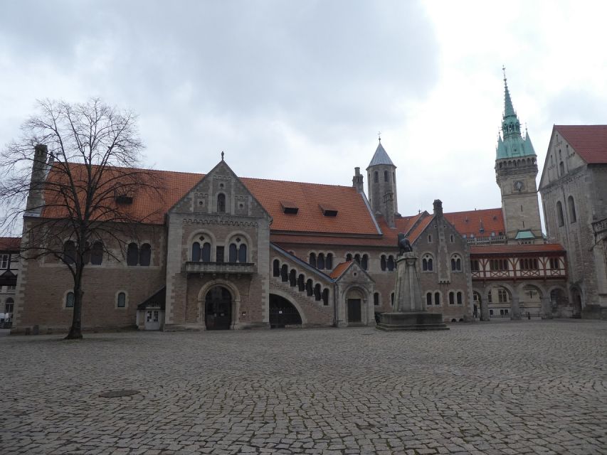 Braunschweig: Private City Walking Tour With Certified Guide - Booking and Cancellation Policy