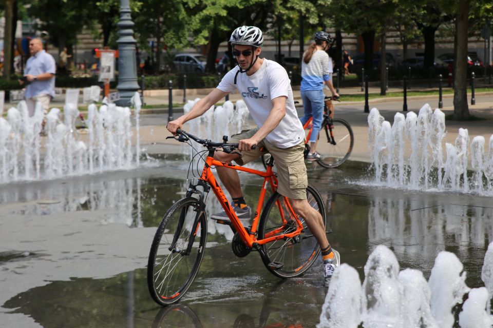 Budapest: Historic Downtown Bicycle Ride With Scenic Views - Scenic Stops Along the Way