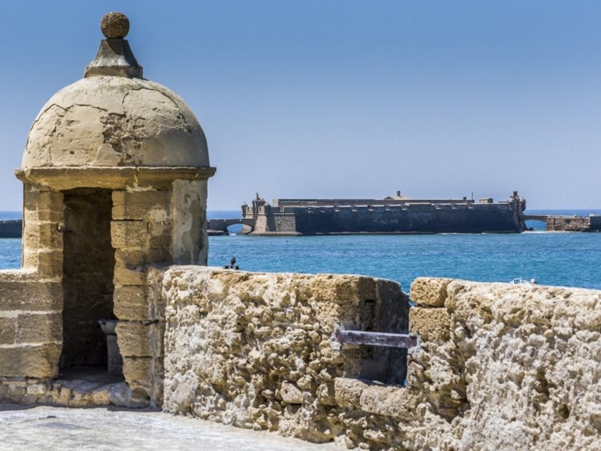 Cadiz: Guided City Tour - Key Points