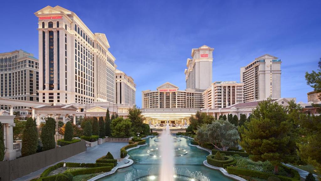 Caesars Palace Hotel & Casino - Amenities and Facilities