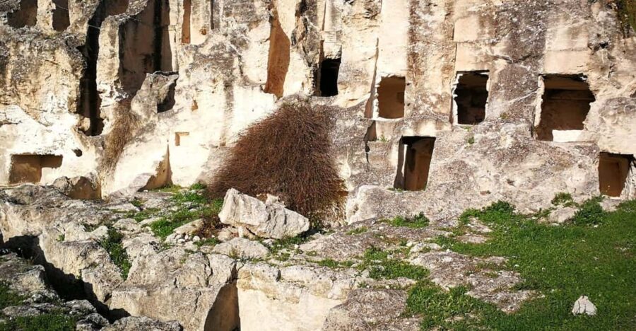 Cagliari Tour: Tuvixeddu Necropolis Archaeological Park