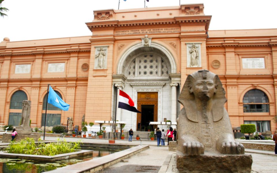 Cairo: Giza Pyramids Camel Ride and Egyptian Museum Tour - Unique Experiences