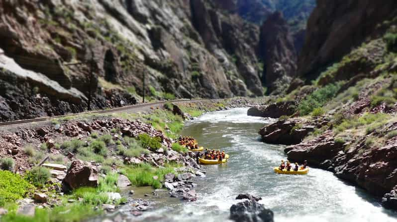 Cañon City: Royal Gorge Rafting and 9-Line Zipline Adventure - Zipline Highlights