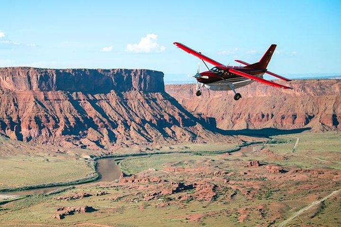 Canyonlands & Arches National Parks Airplane Tour - Flight Highlights