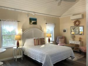 Cape Cottage Inn - Amenities and Facilities