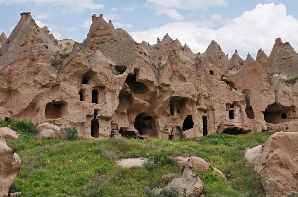 Cappadocia: Red Tour With Hotel Transfer and Lunch - Itinerary and Key Locations