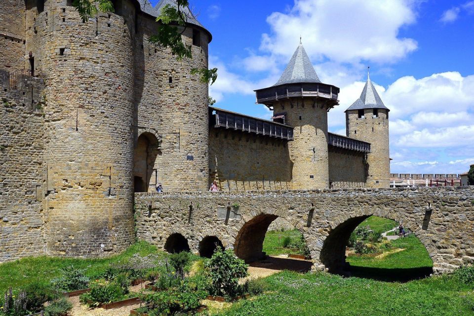 Carcassonne: Private Walking Tour With Cité De Carcassonne - Historical Significance of Carcassonne