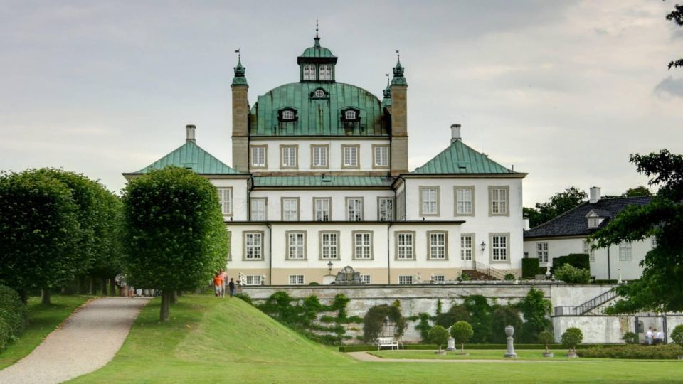 Castles of Kronborg and Frederiksborg From Copenhagen by Car - Discovering Frederiksborg Castle