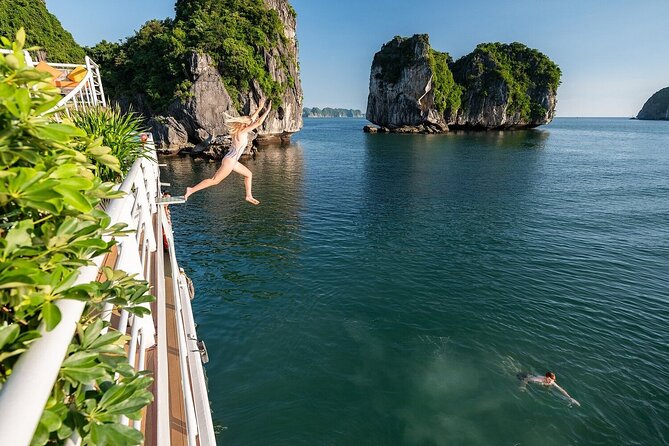 Cat Ba Island & Lan Ha Bay Luxury Cruise Day Trip From Hanoi - Cat Ba Island Exploration