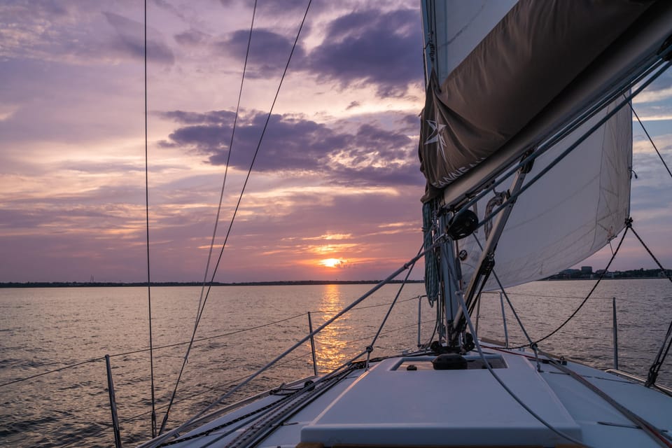 Charleston: Private Daytime or Sunset BYOB Sailing Charter - Experience and Itinerary