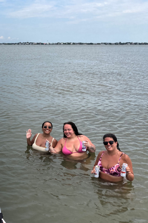Charleston: Private Sightseeing & Dolphin Watching Boat Tour - Inclusions