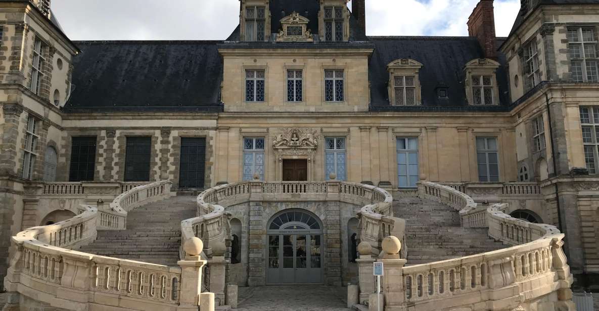 Château Fontainebleau German Semi-Private Guided Tour Max 6 - Itinerary Details