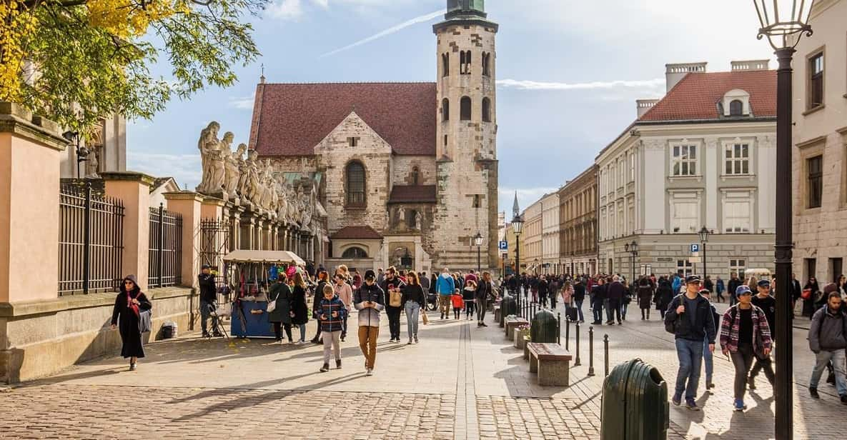 Classic Guided Walking Tour in The Old Town of Krakow - Meeting Point