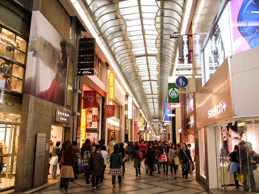 Classic Osaka Day Trip: Ancient Culture & Food Street - Culinary Delights of Dotonbori