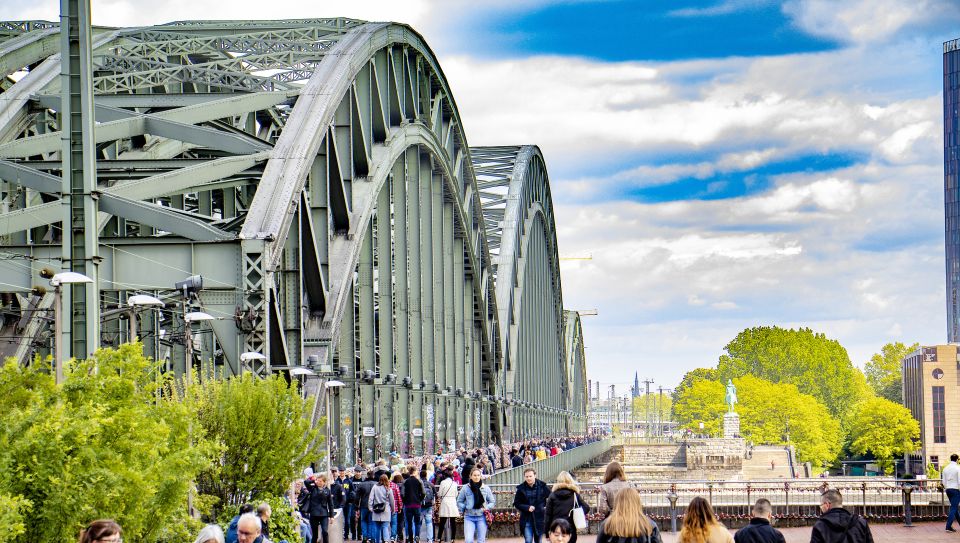 Cologne: Capture the Most Photogenic Spots With a Local - Languages and Meeting Point