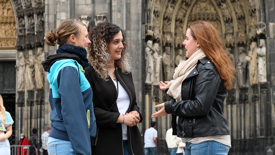 Cologne: Entertaining Guided Tour to Old Town Highlights - Booking Information