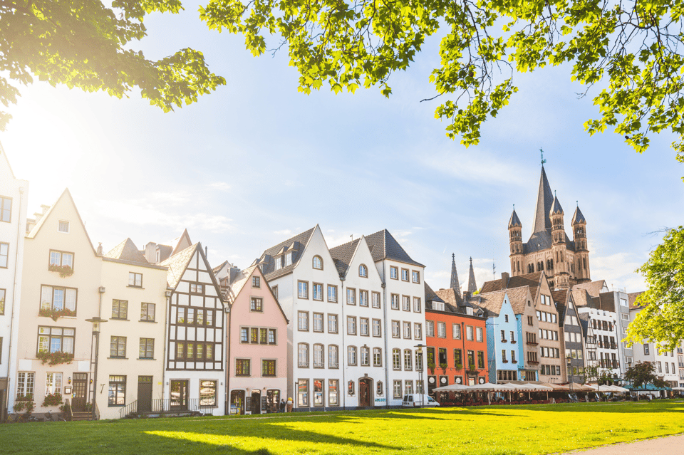 Cologne: Highlights App Guided Tour With Puzzles - Requirements and Recommendations