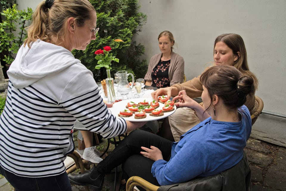 Cologne-Nippes: Summer Wine Party in the Frenchstyle Garden - Wine Tasting Highlights