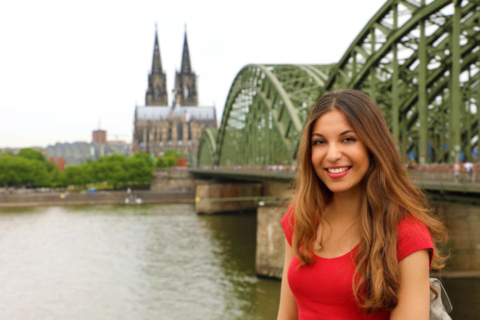 Cologne: Private Architecture Tour With a Local Expert - Live Tour Guide Options