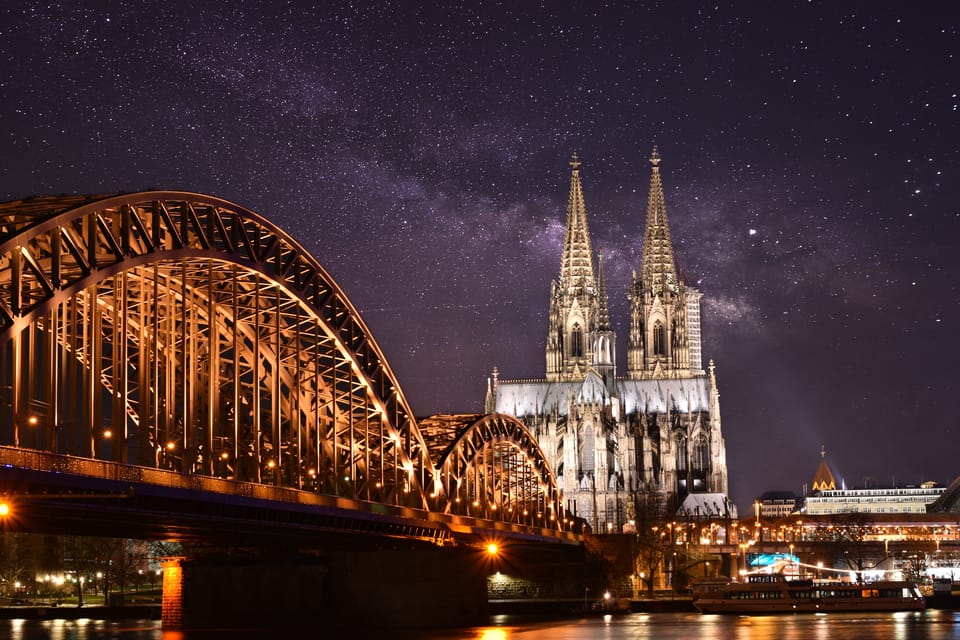 Cologne: Rhine River Winter Cruise With Festive Music - Meeting Point and Directions