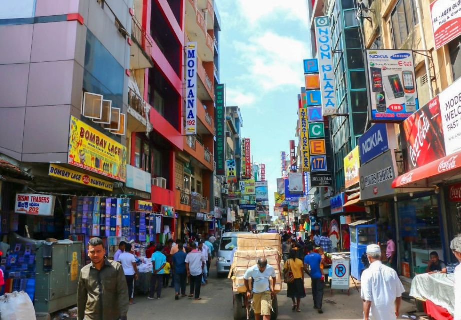 Colombo: City Highlights Guided Private Tour by Tuk-Tuk - Included in the Tour