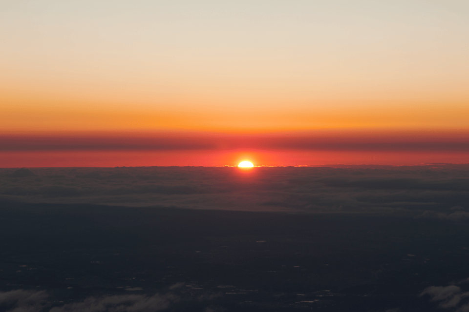 Colorado Springs: Sunrise at the Summit - Luxury Jeep Tours - Custom Pickup Options