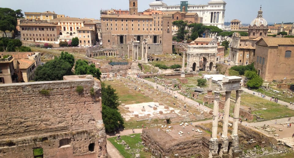 Colosseum Ticket, Palatine Hill and Roman Forum Guided Tour - Experience Highlights