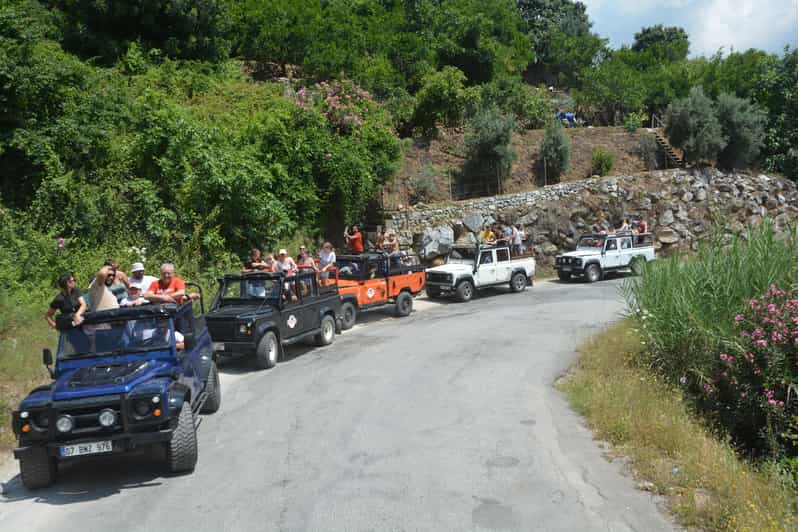 Combo Jeep Safari: Dim Cave, Rivers, and Water Battle Fun - Tour Experience