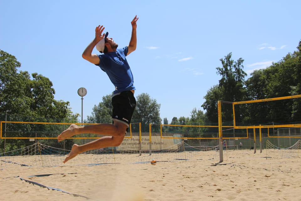 Constance: Beach Volleyball Course for Lido Players - Instruction and Coaching