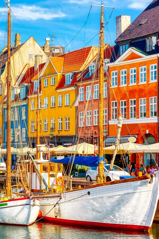 Copenhagen: a Guided Walk for First-Timers in the City - Key Sights on the Route