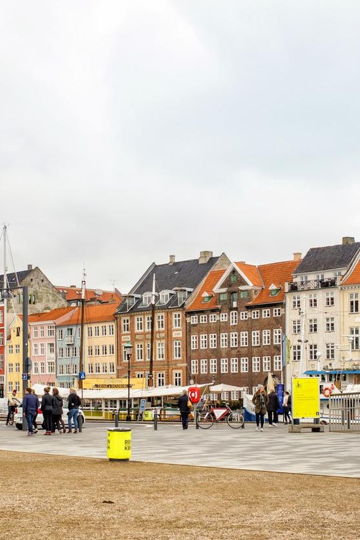 Copenhagen: Hippies and Christianshavn Group Walking Tour - Tour Features