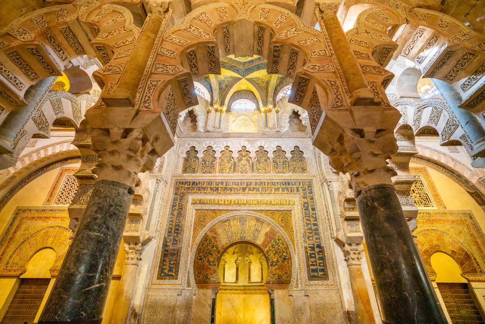 Córdoba: Mosque, Jewish Quarter & Synagogue Tour With Ticket - Accessibility and Group Options