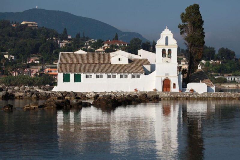 Corfu Town Walking Tour & Mouse Island Cruise With BBQ Meal - Experience Highlights