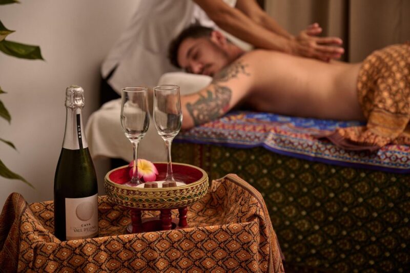 Couples' Massage - Exclusive Experience