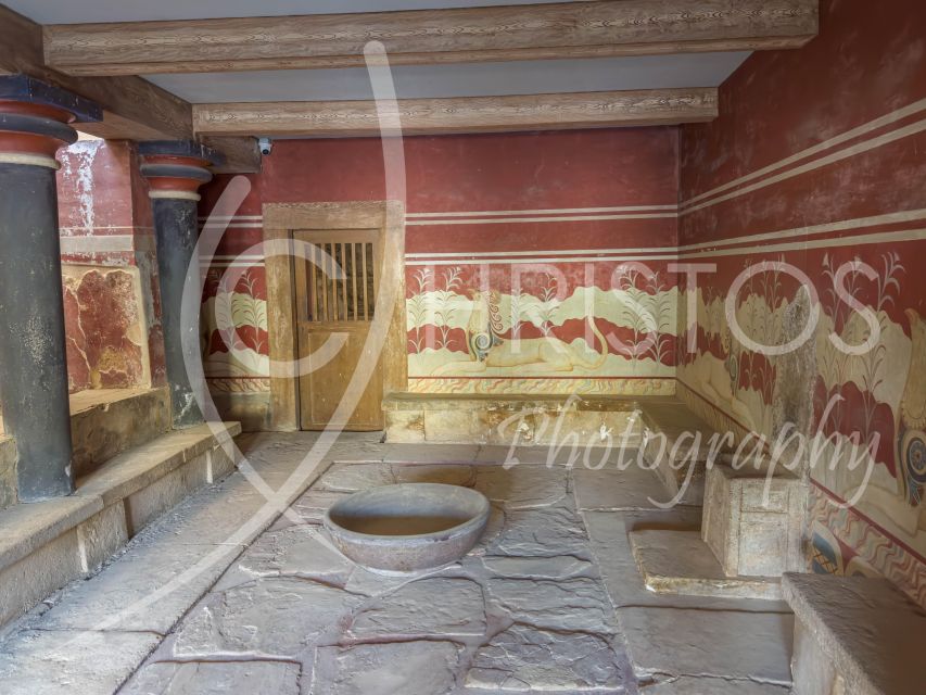 Crete: Knossos Palace - Guided Tour Experience