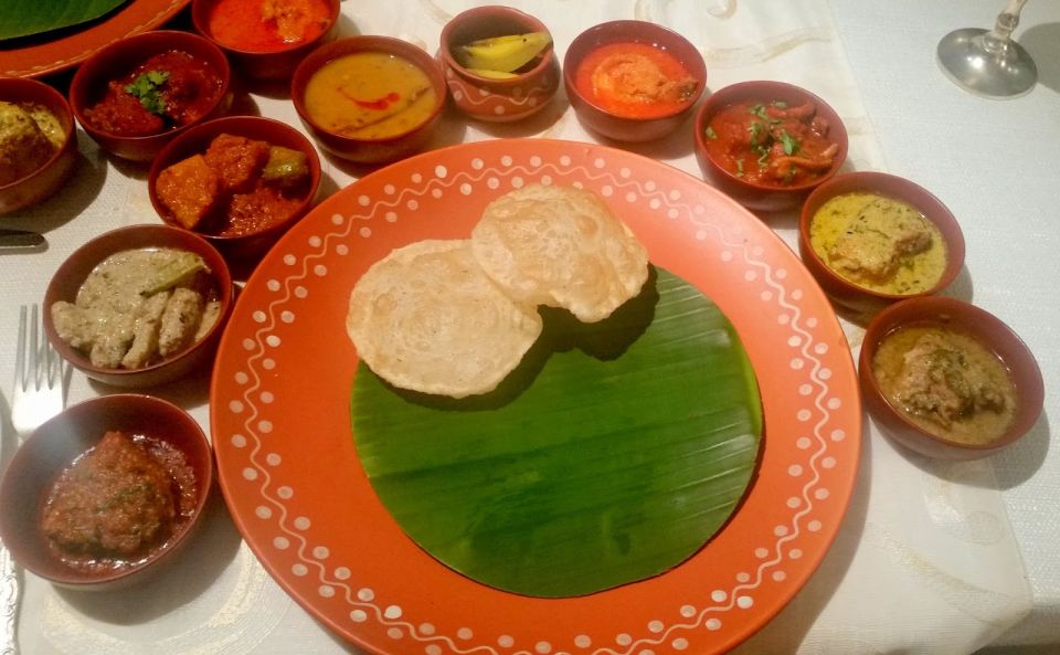 Culinary Experience in an Authentic Bengali House - Cooking and Dining Components