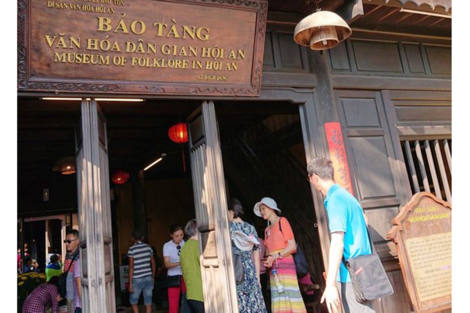 Da Nang/Hoi An: Market & Old Town Private Tour With Transfer - Participant Information